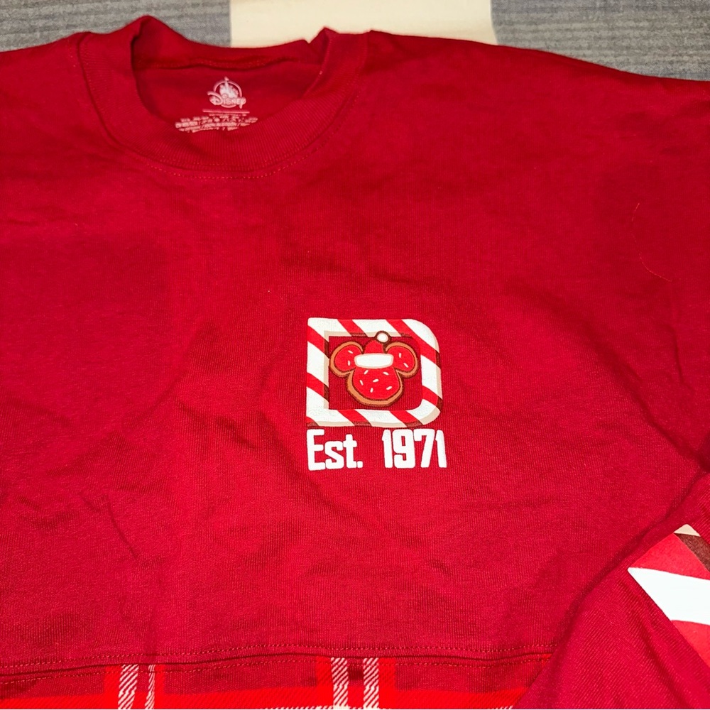 NWT Walt Disney World Plaid Holiday Spirit Jersey - Picture 3 of 8